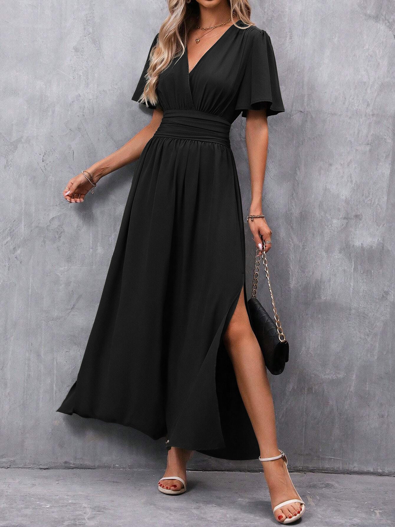 Elfrieda | Elegante Vestido Largo Con Cuello En V, Mangas Transparentes Y Abertura