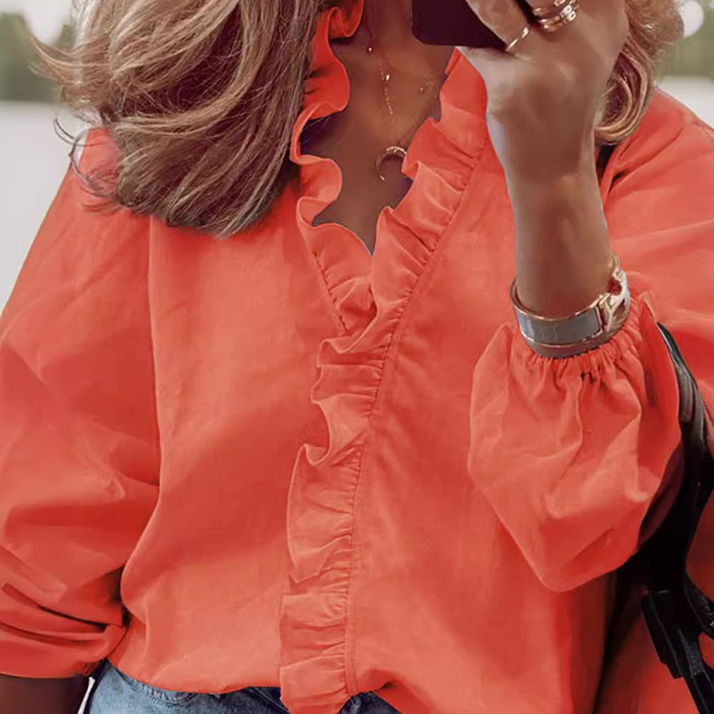 Feminine Bluse med Flatterende Detaljer fra ModeLuxe