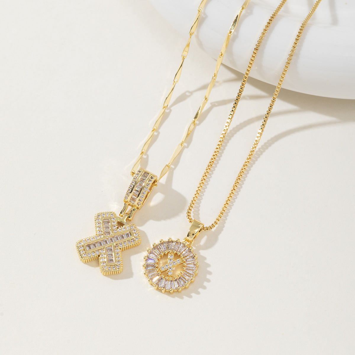 AISHA - Elegant 2-Pack Initial Pendant Necklaces