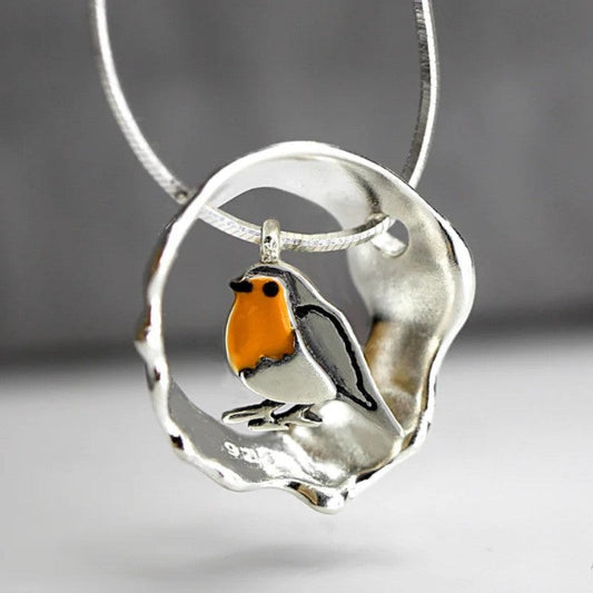 Collar Pájaro Delicado Hecho a Mano