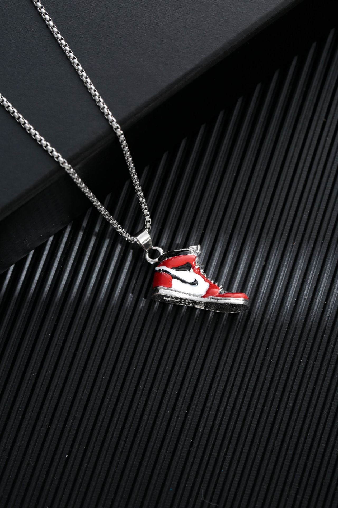 Men's Simple Sweater Chain Couple Accessories Niche Female Titanium Necklaces