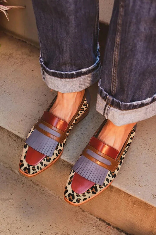 Fransen-Loafer mit mehreren Details