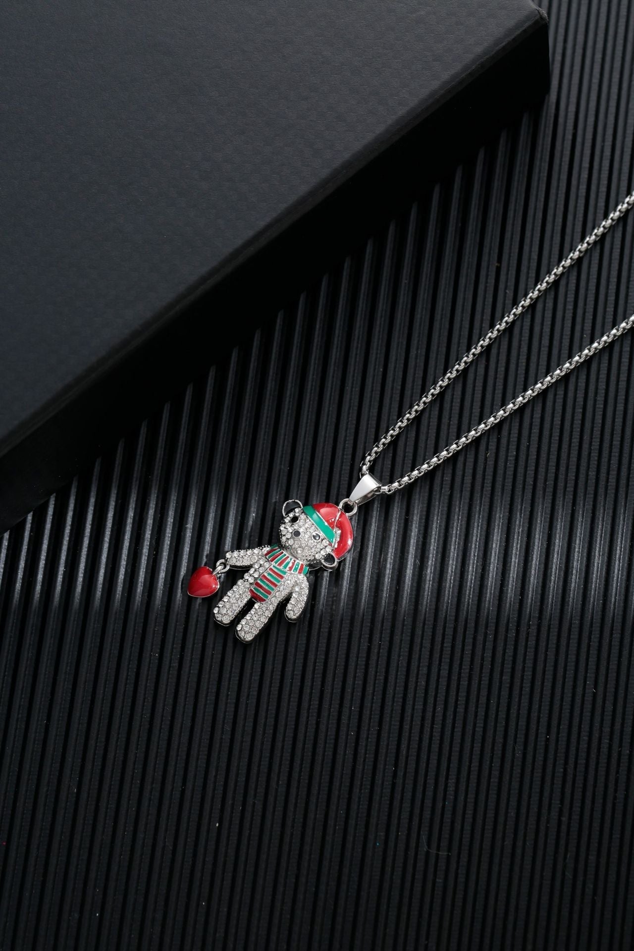 Men's Simple Sweater Chain Couple Accessories Niche Female Titanium Necklaces