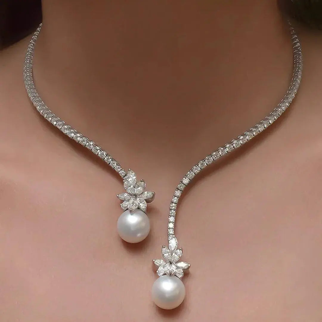 Collana elegante e lucente con perle in argento sterling