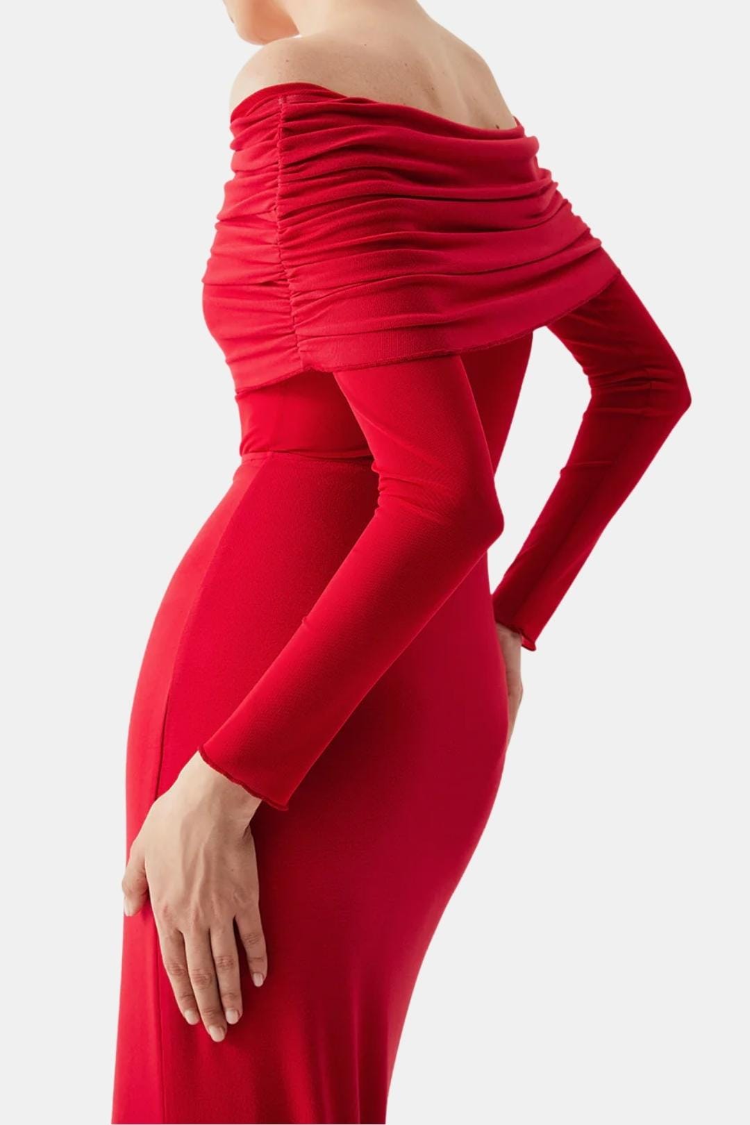 Orianna – Off-Shoulder Long Sleeve Long Dress