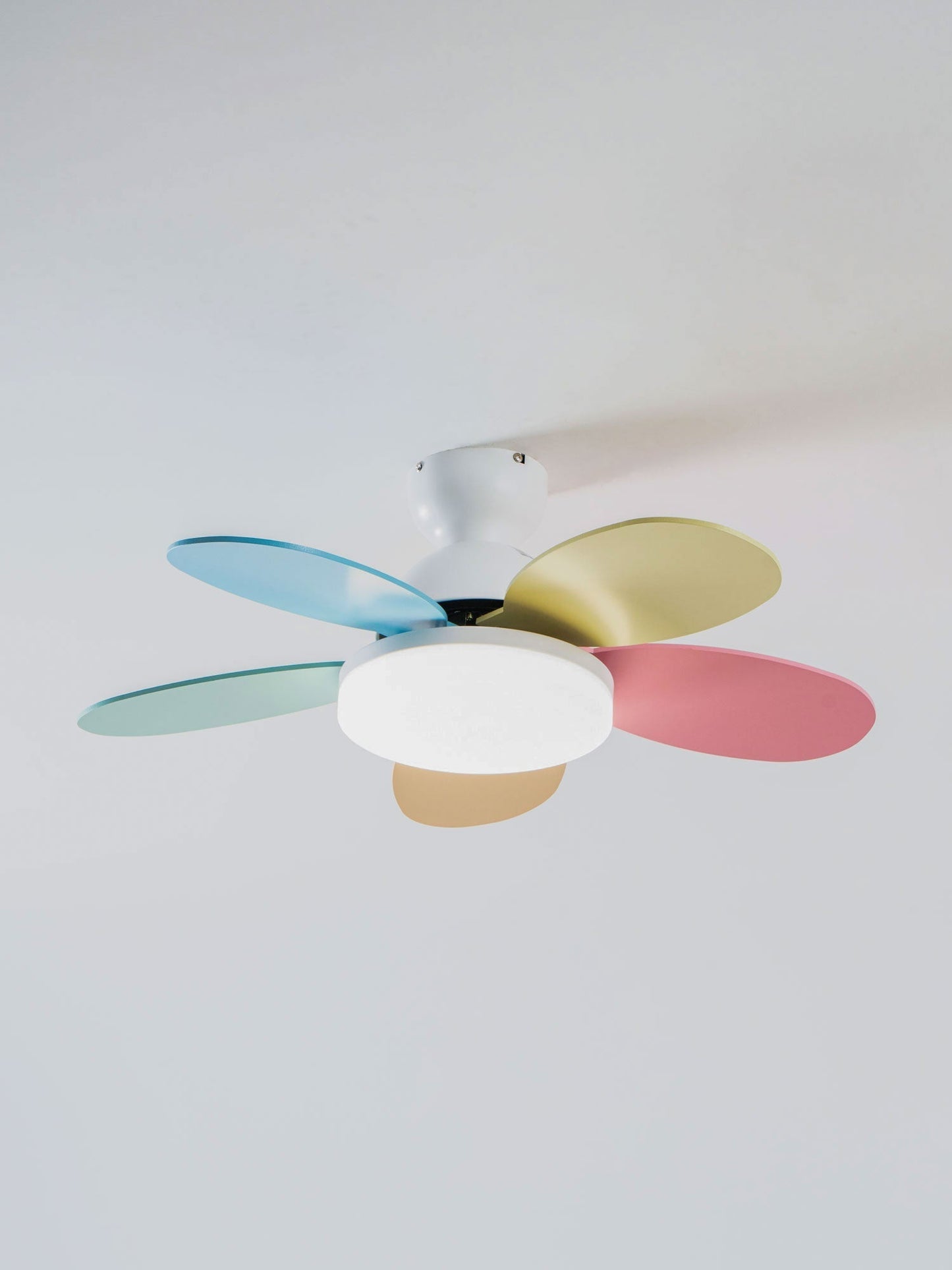 Petal-Style Ceiling Fan with LED Light