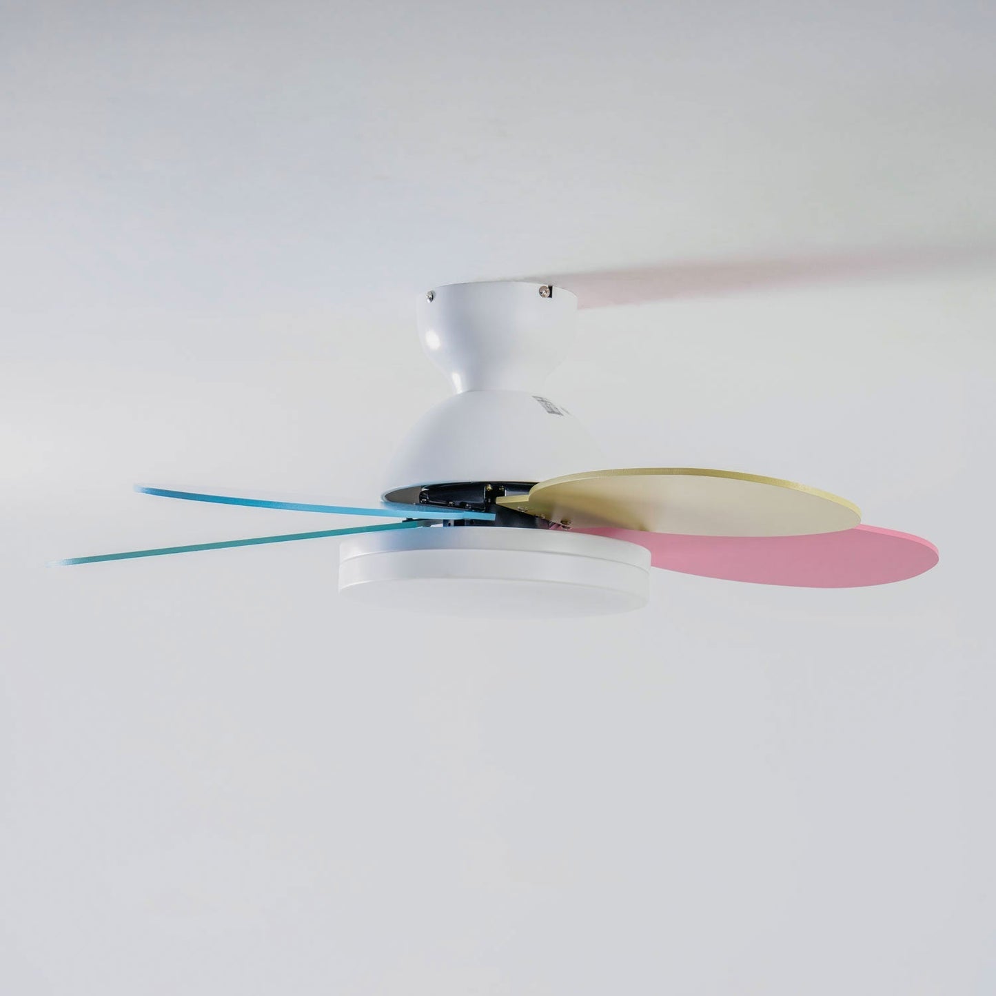 Petal-Style Ceiling Fan with LED Light