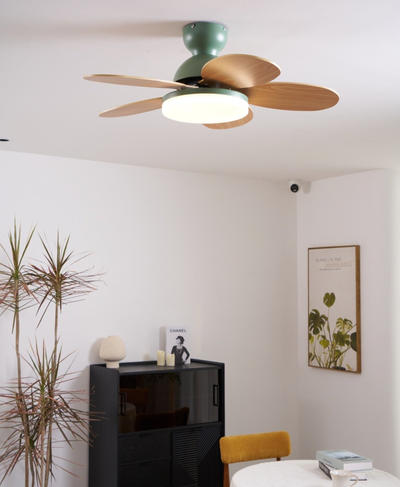 Petal-Style Ceiling Fan with LED Light