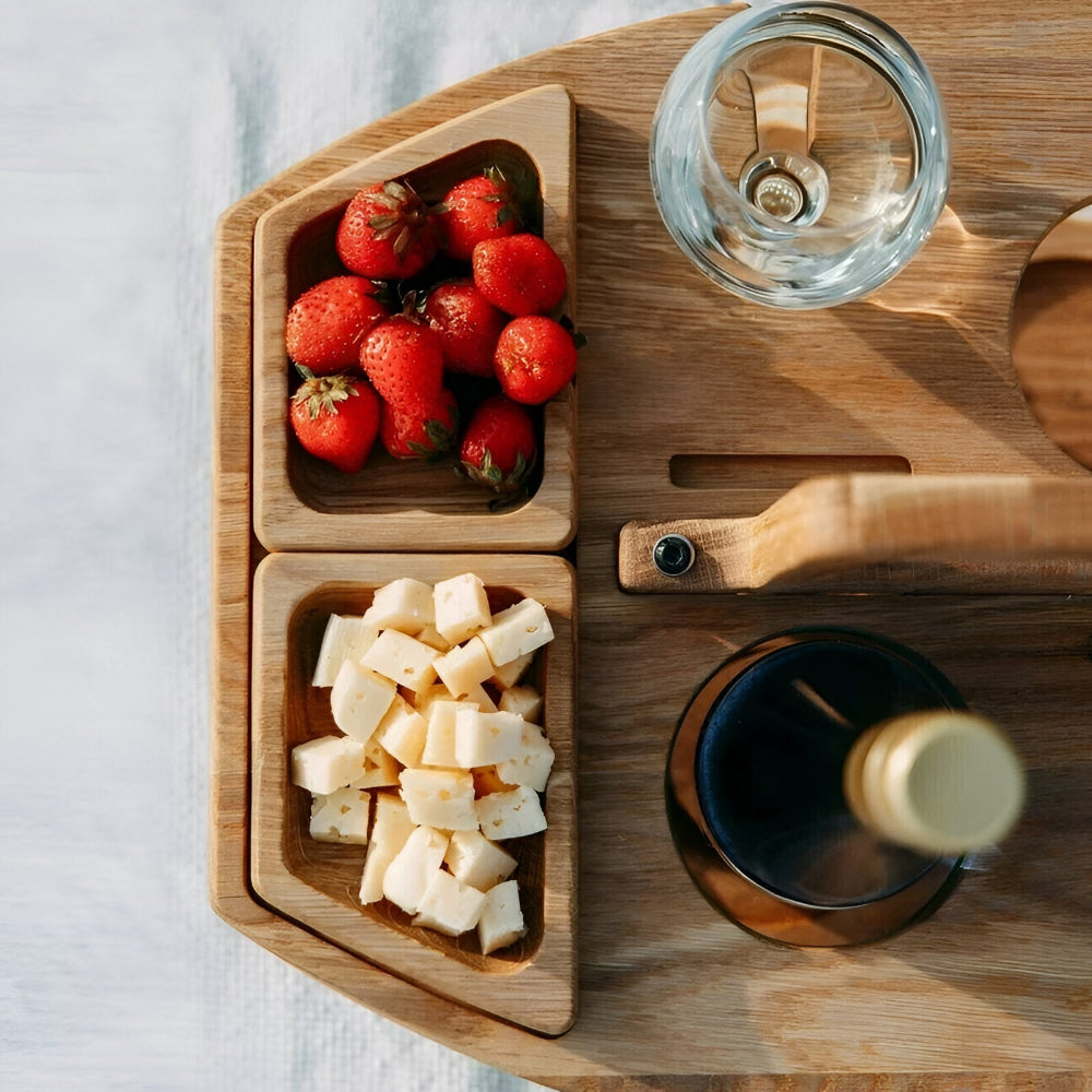 Afneembare Picknicktafel van Hout met Wijnvakken – Ideaal voor Buitenactiviteiten