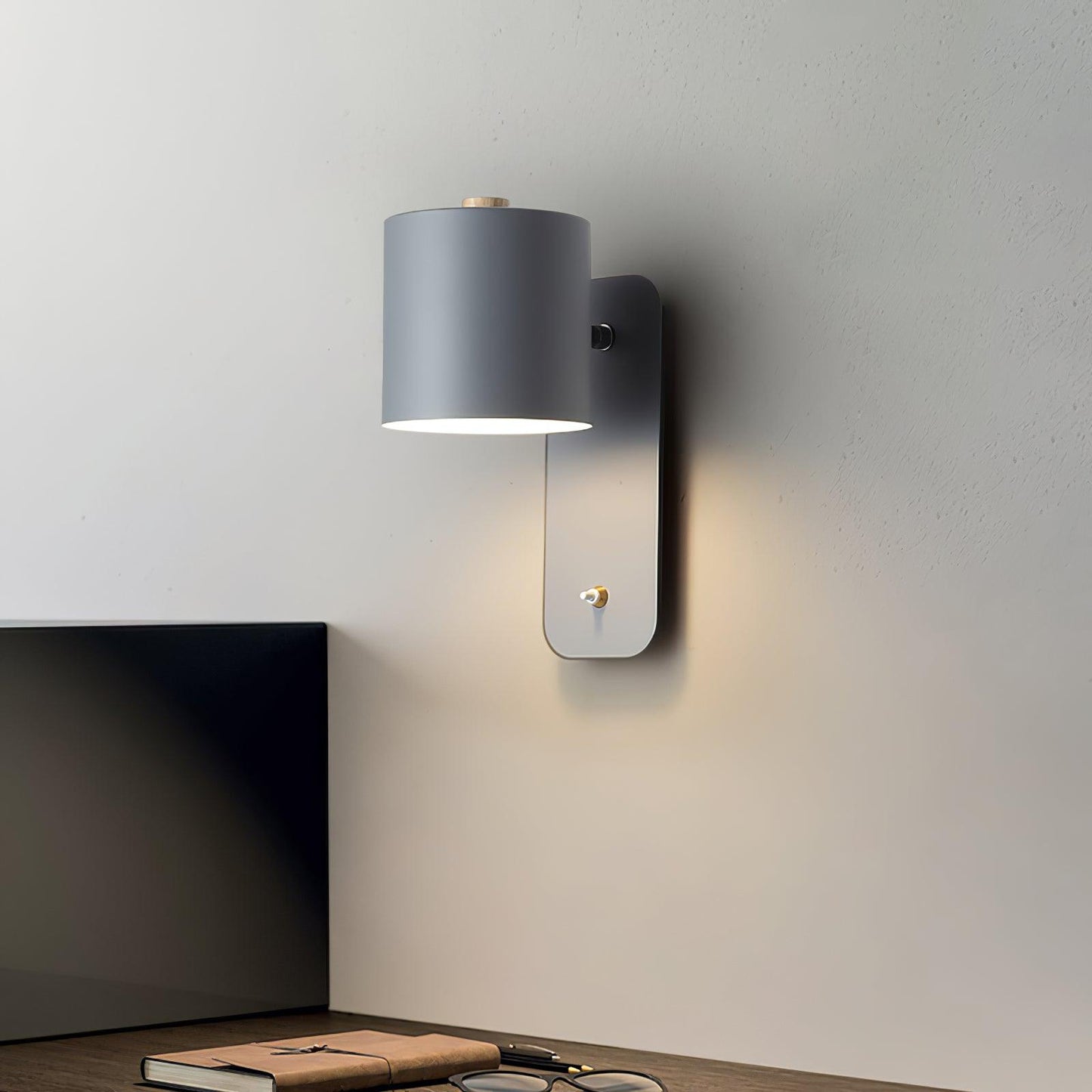Giro Legno | Draaibare Cilinder Wandlamp – 350° Verstelbaar – Metaal & Hout