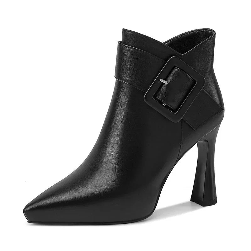 Heel with Buckle