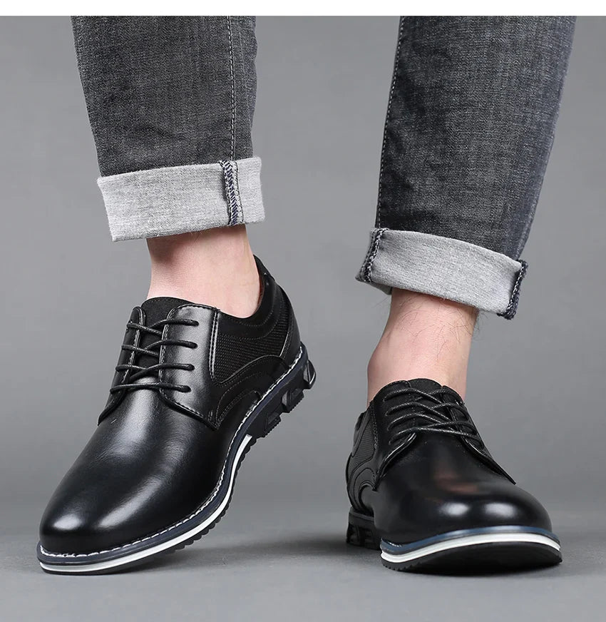 Schwarze Herrenschuhe
