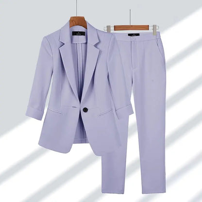 Elegant Sæt med Blazer og Bukser – Din Nøgle til Stil