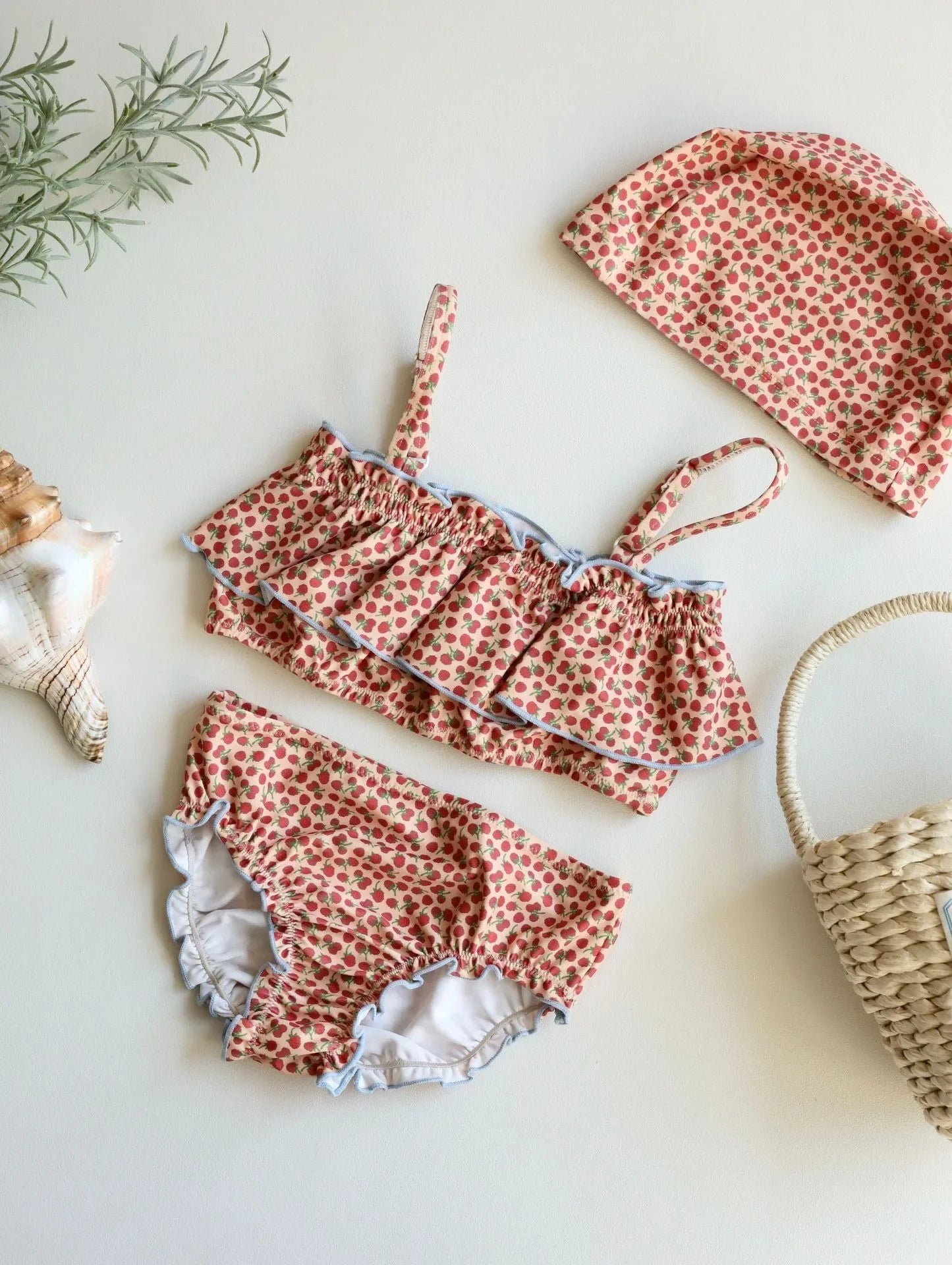 2025 New Girls Swimsuit Heart Printed Ruffle Bikinis Set Children Swimming Suit maillot de bain enfant fille Banadores