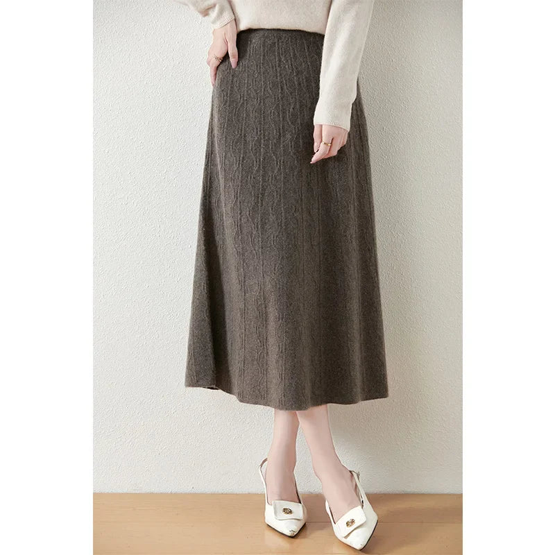 Jupe midi trapèze en laine mérinos – Tricot doux, chaud et élégant