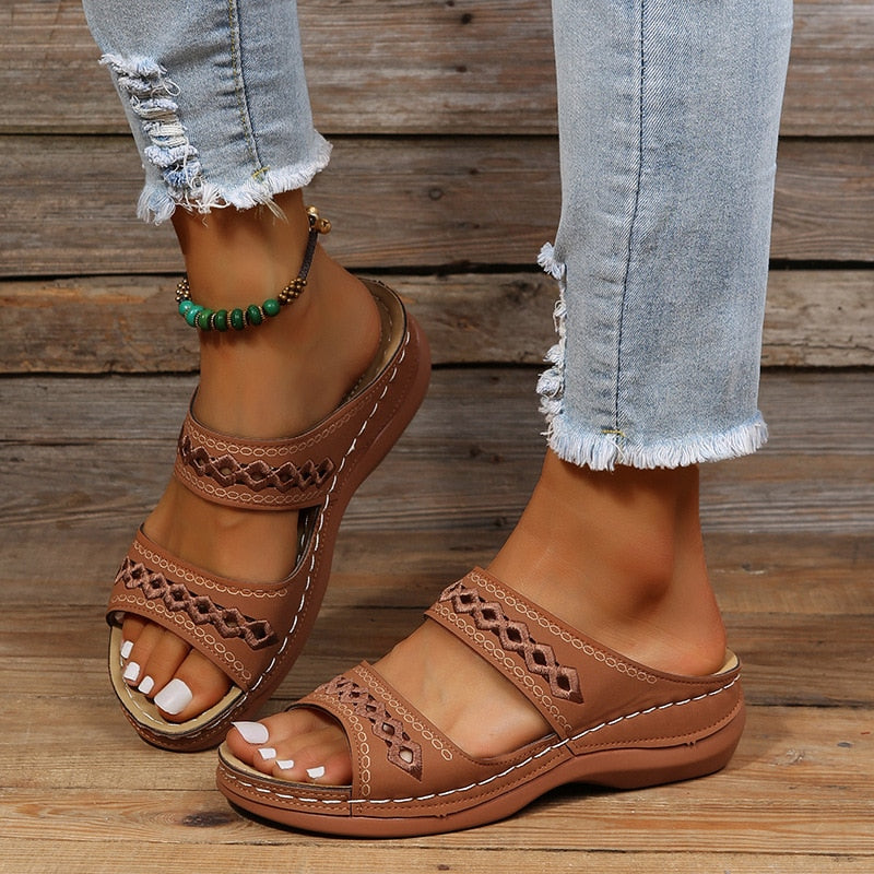 Women's Comfortable Slip-On Sandals | Lightweight Summer Slides | Cushioned Walking Sandals