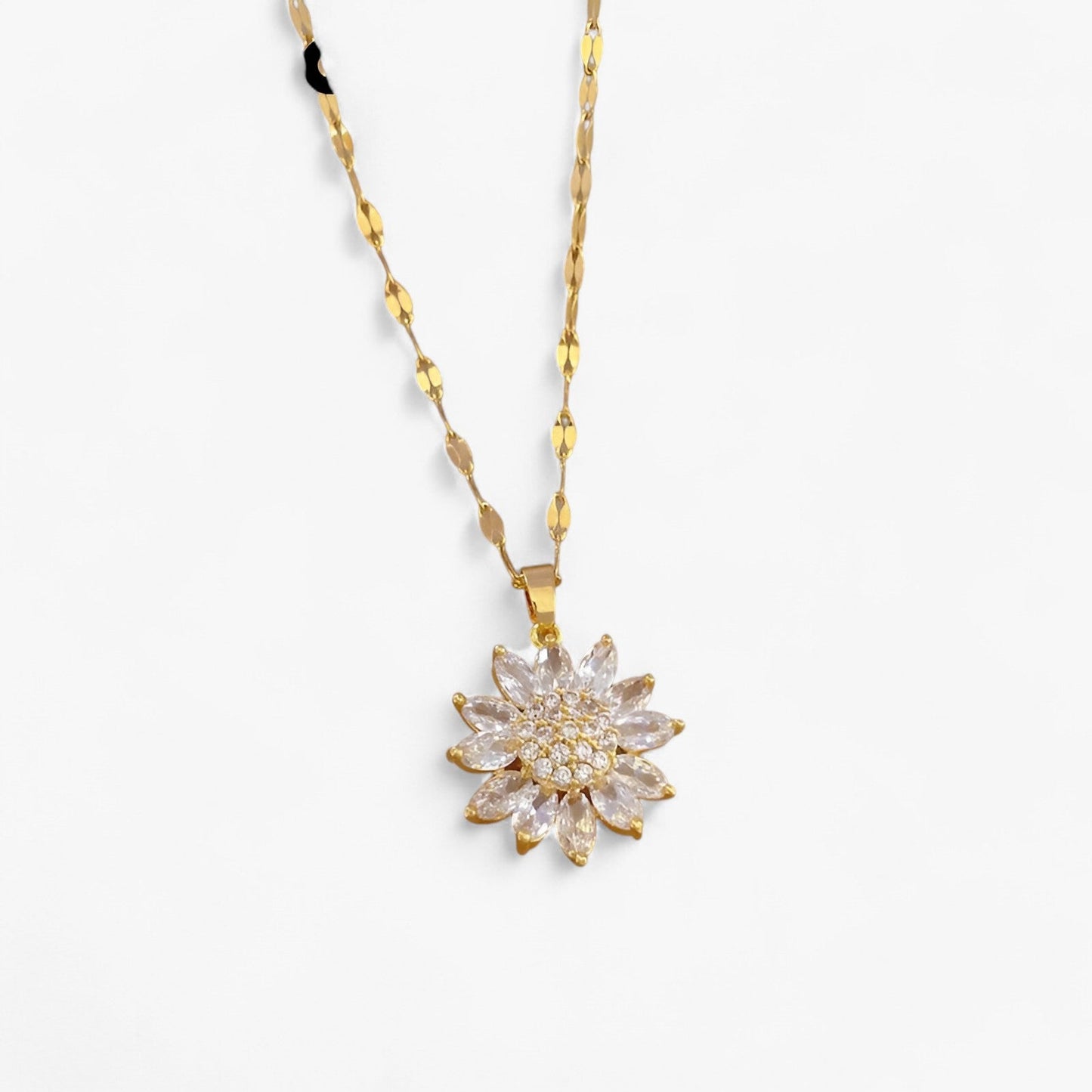 Necklace : Ketting Goud - Luxe Bloemhanger - Trendy en Tijdloos in van Pantino