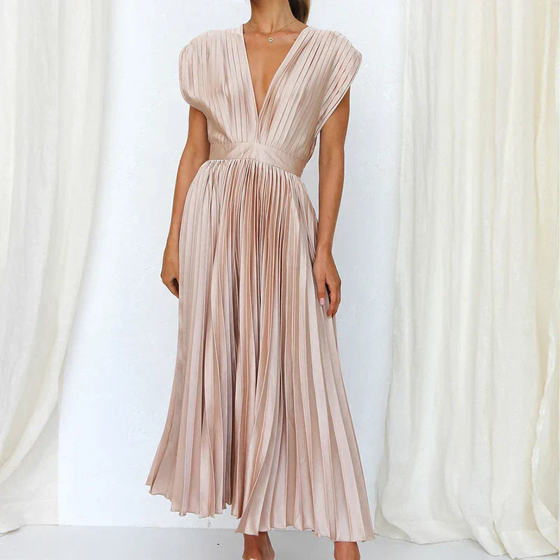 Hedwig – Elegant sleeveless women’s dress