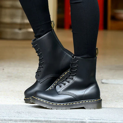 HighSteps™ | Classic British Boots | Pure classic