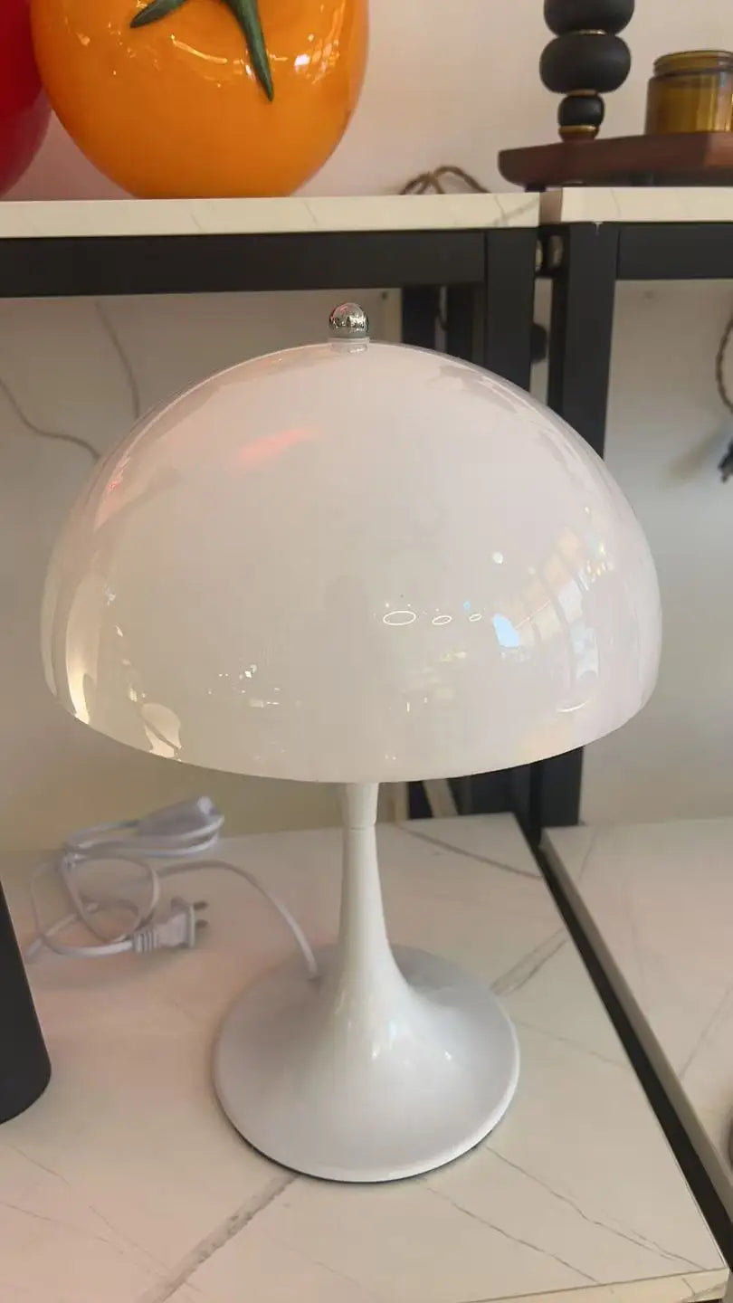 Internet Celebrity Warm Floor Lamp Living Room Sofa Decorative Atmosphere Lamp Bedroom Advanced Sense Light Luxury Floor Lamp