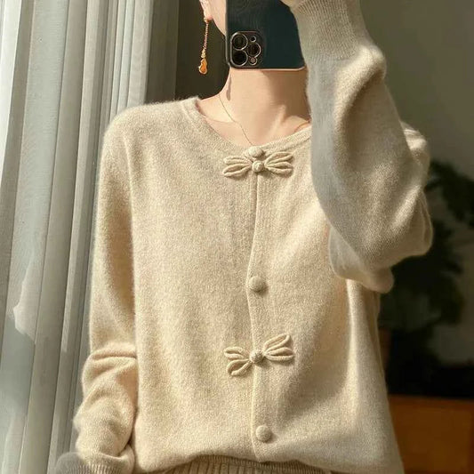BELLA™ – Eleganter Cardigan mit Schleifen-Detail