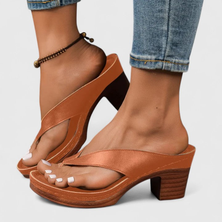 Womens Chunky Heel Thong Sandals