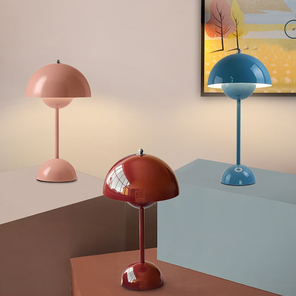 Trådløs Sengelampe med LED – Stilrent Design og Blødt Lys