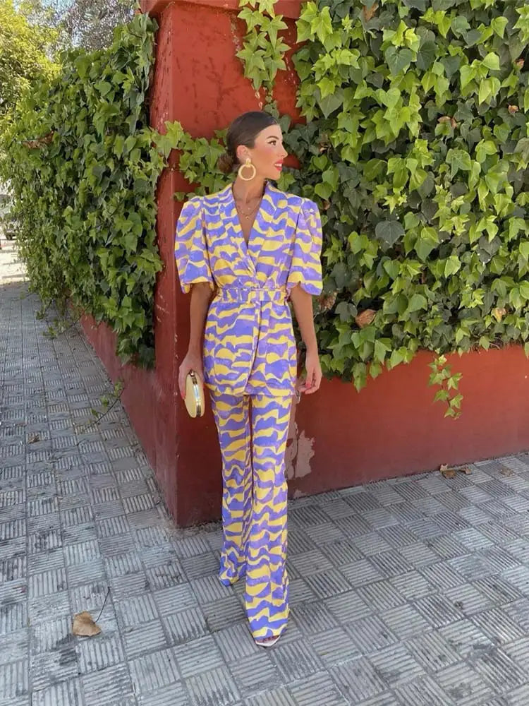 Elegancki Zestaw Damski z Printem | Żakiet z Bufkami i Szerokie Spodnie | Look Premium