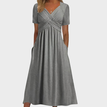 Teresa - Vestido cómodo con escote en V