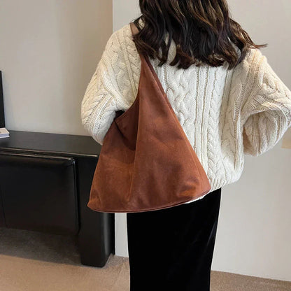 OTTILIE SUEDE SHOULDER BAG WITH MINIMALIST SHAPE