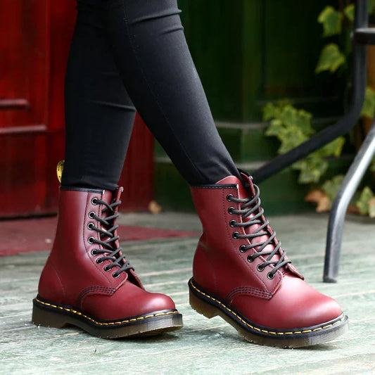 HighSteps™ | Classic British Boots | Pure classic