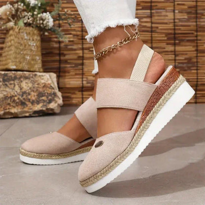 Sandalen dames | Comfortabele sleehak met gesloten neus