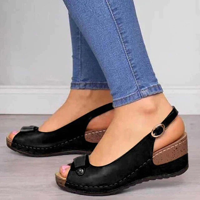 men's fashion : Dames Sandalen - Handgemaakte Espadrilles voor een Verfijnde en Casual Look in van Pantino
