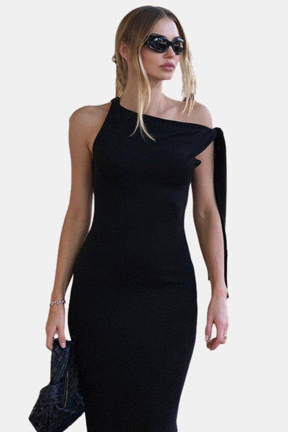 Sandara – Beloved Knotted Sleeveless Long Dress