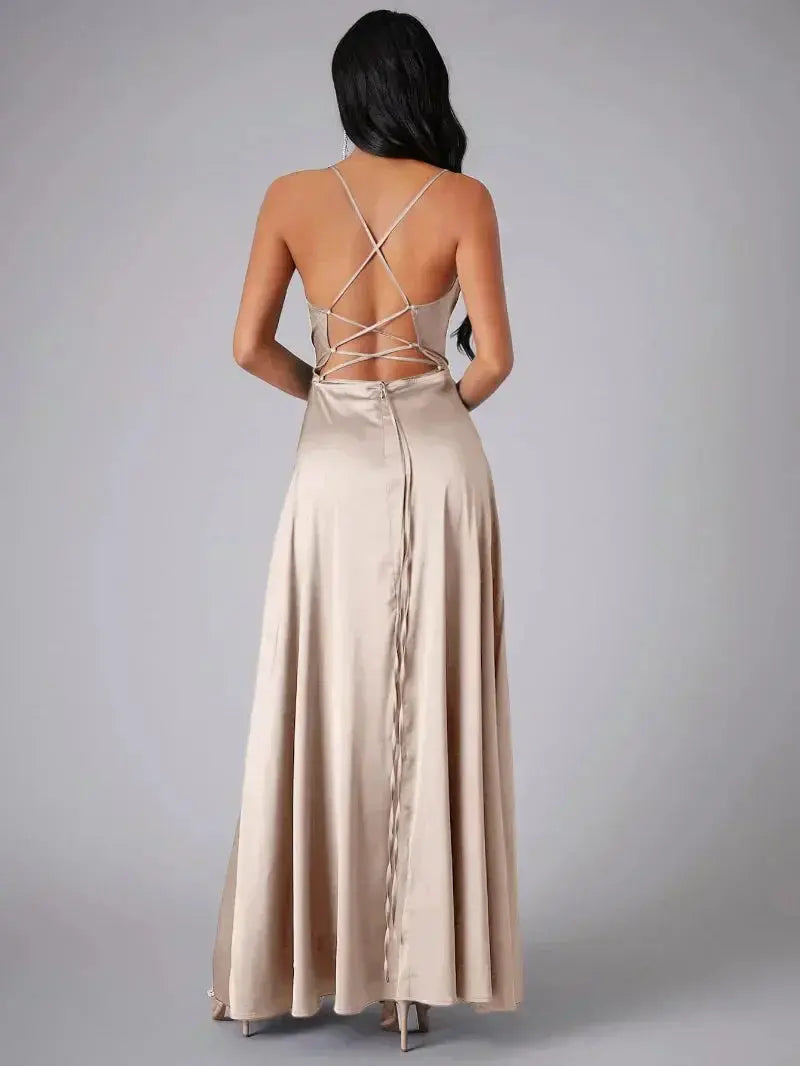 Meera | Elegant Dress with Refined Detail