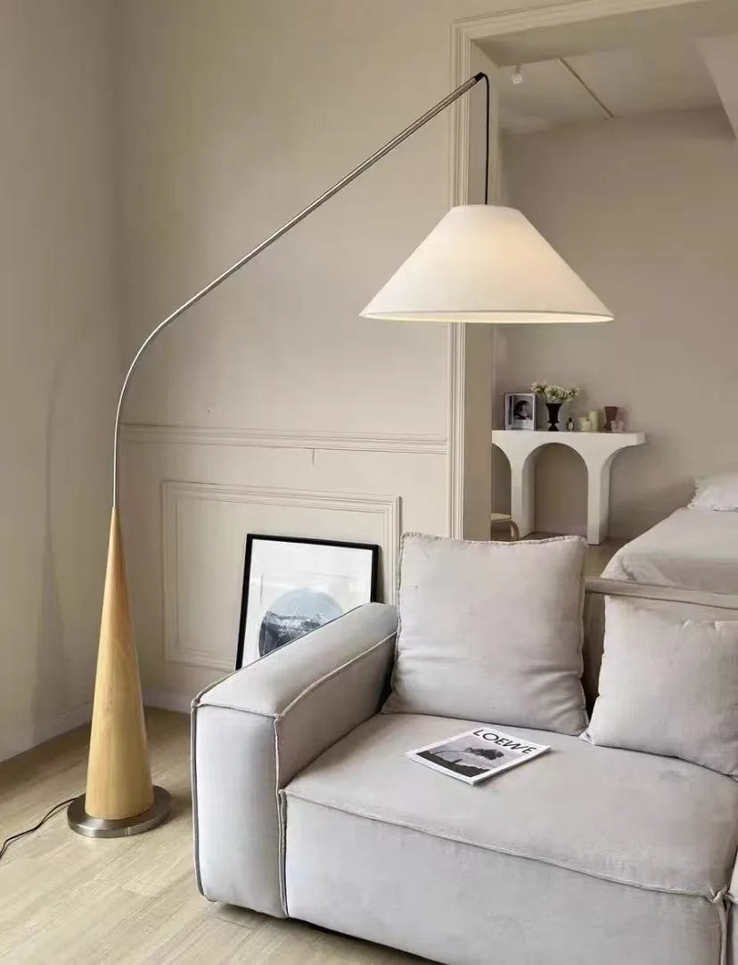LumiArc – Luxe Houten Boogvloerlamp met Stoffen Kap