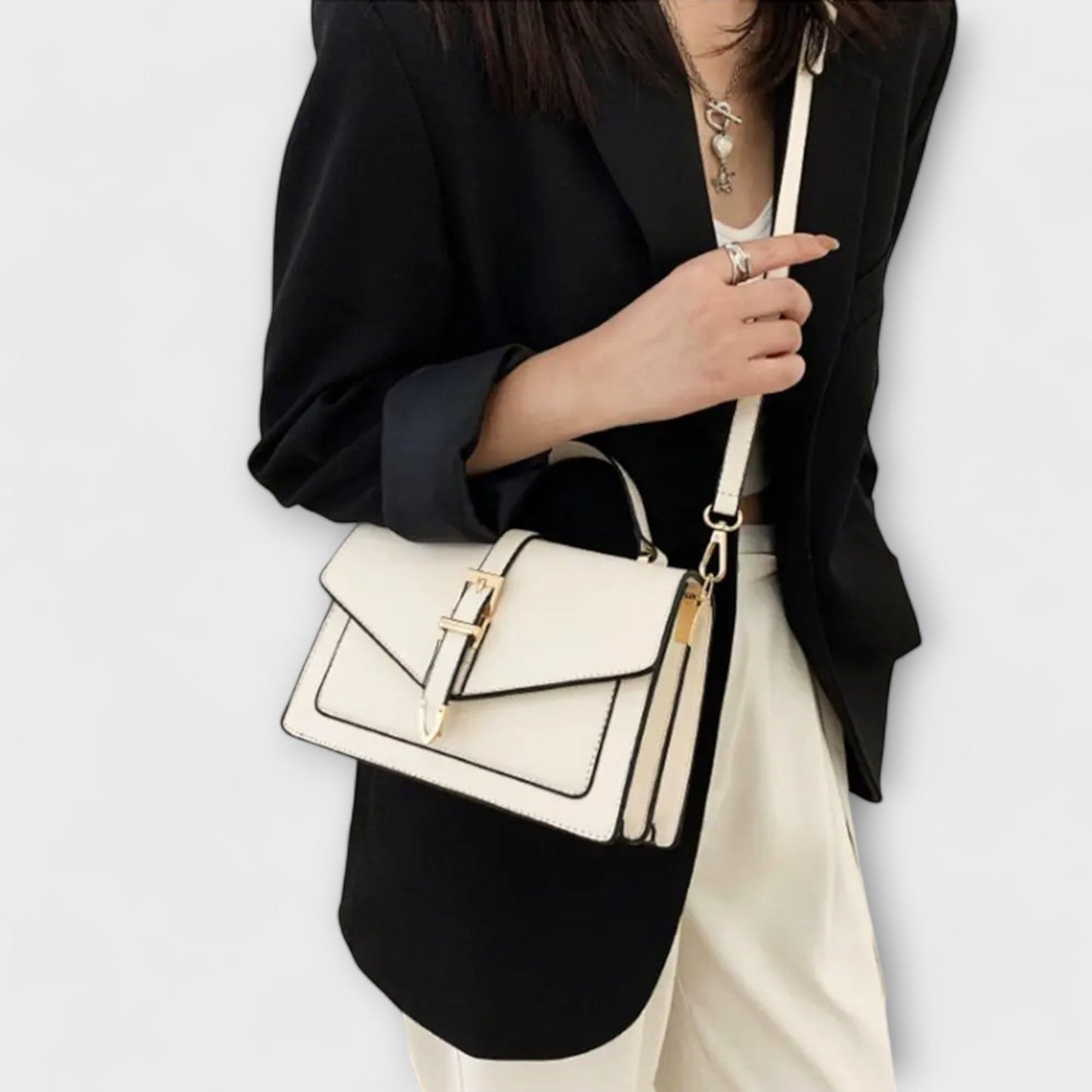 Léora - Classic Shoulder Bag