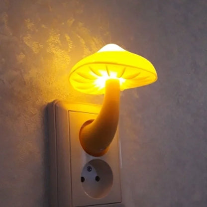 LED Nachtlamp Lumipilz | Met Dämmerungssensor | Warmgeel & Energiebesparend | 8×10 cm