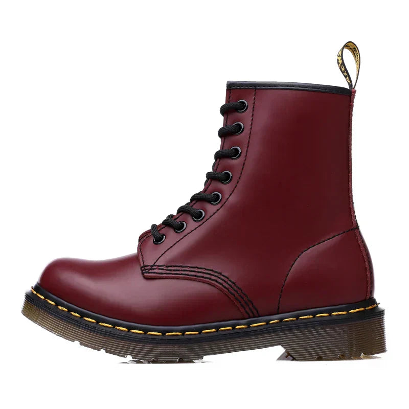 HighSteps™ | Classic British Boots | Pure classic