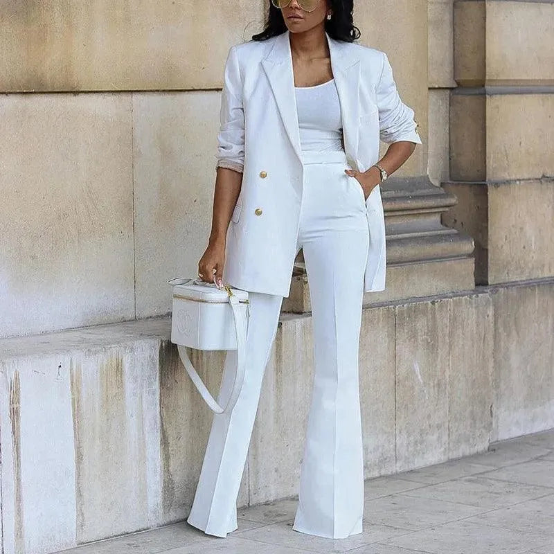 Women’s Double-Breasted Blazer – Elegant Tailored Fit with Flared Hem