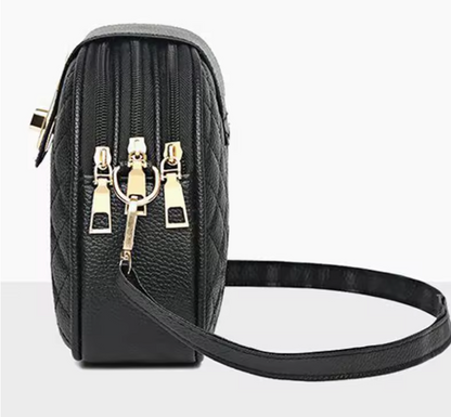 Cleo™ | Vadderad Crossbody med Guldlås