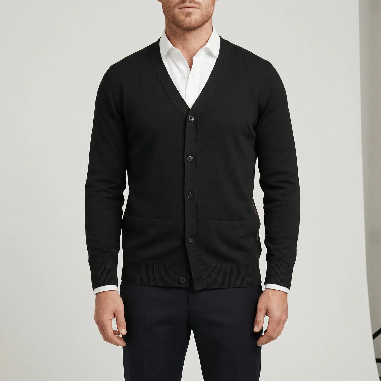 Schmal Geschnittene Strickjacke Mit Langen Ärmeln - Devin
