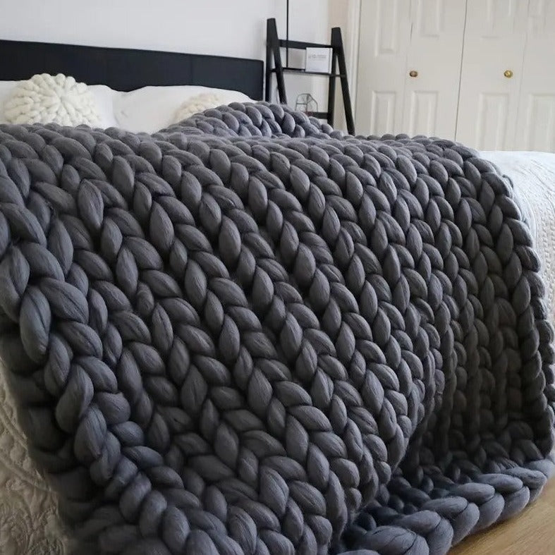 Knotlie Rug