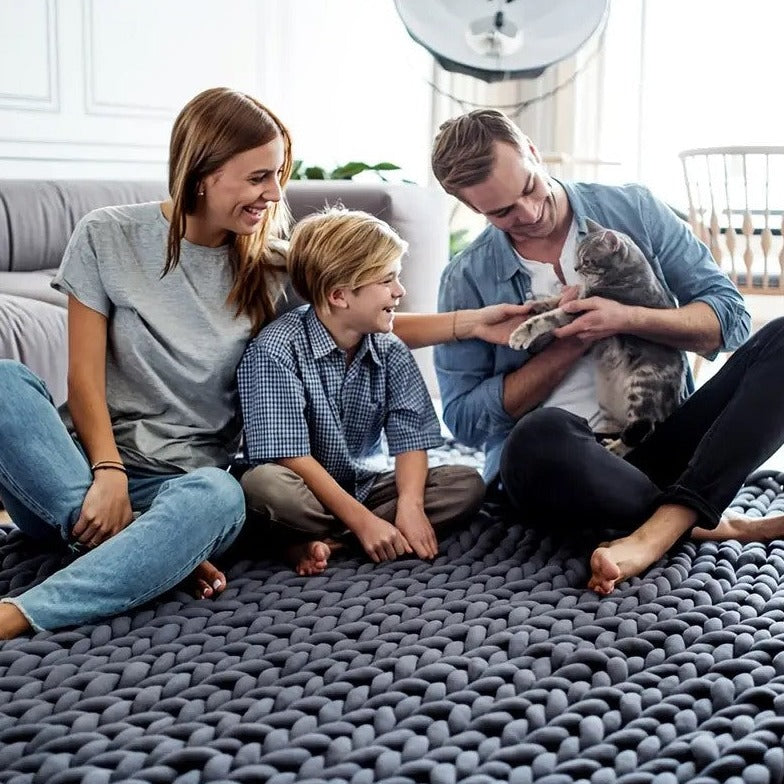 Knotlie Rug