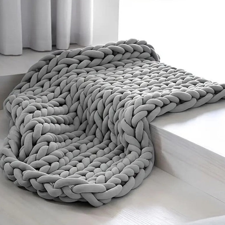 Knotlie Rug