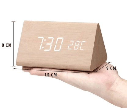 WoodSense LED-houten klok – Spraakgestuurd & Stijlvol voor elke kamer