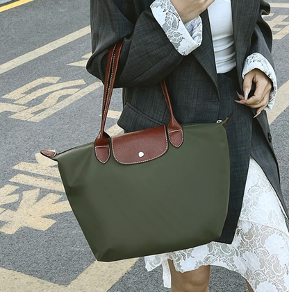 Luxuriöser Vegan Shopper – Elegante & Geräumige Handtasche für Damen