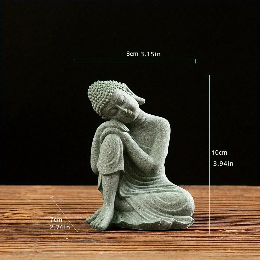 Satori | Zen-Boeddha Beeldje van Groen Zandsteen – Spirituele Decoratie voor Tafel & Aquarium
