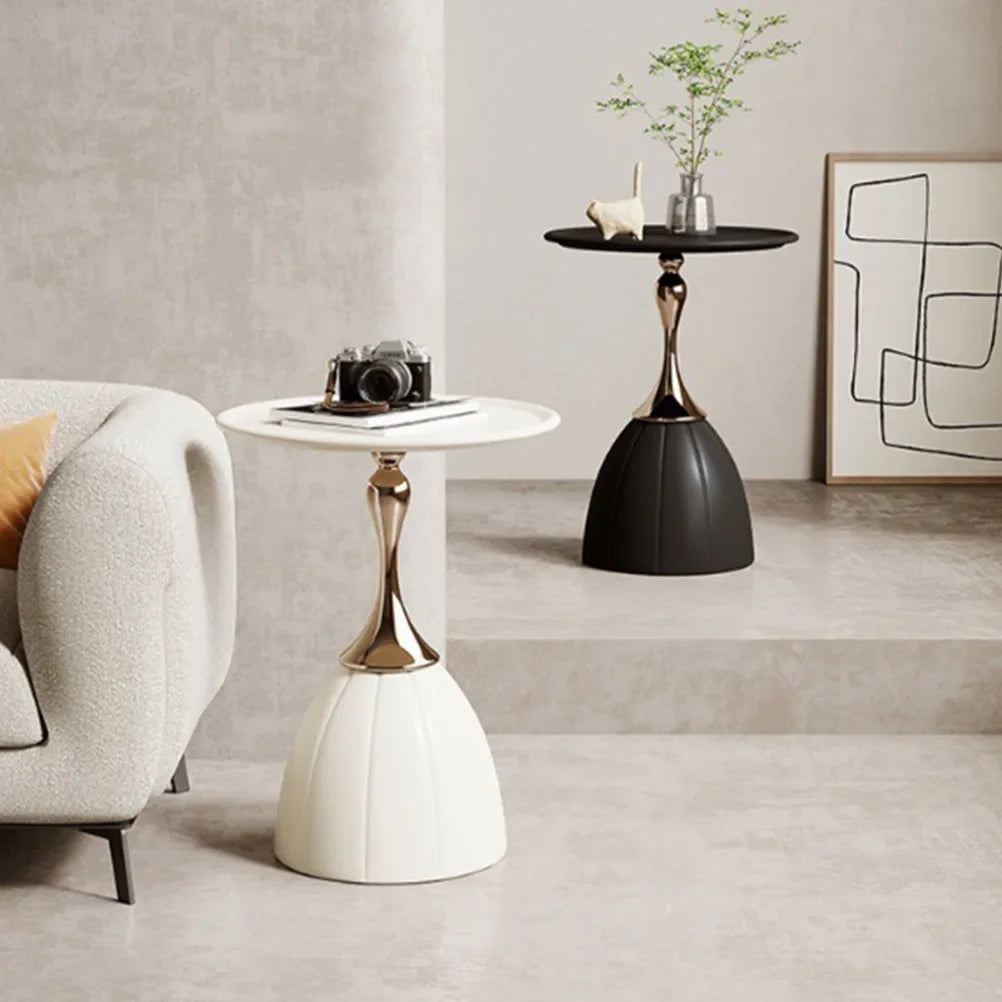 Caelestis - Noordse Lotus Bijzettafel in Scandinavisch DesignCaelestis Bijzettafel | Scandinavisch Lotusdesign | Minimalistisch & Stabiel | Hout
