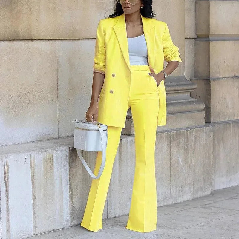 Women’s Double-Breasted Blazer – Elegant Tailored Fit with Flared Hem